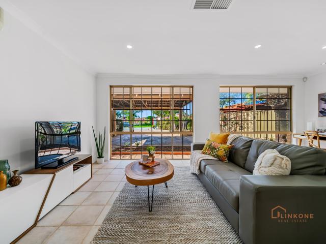1/15 Parramatta Lane, Willetton, 6155, WA