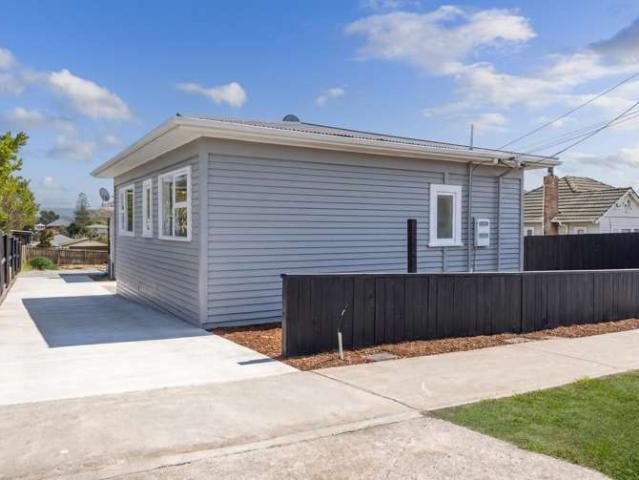 115 Woodglen Road, Glen Eden, Waitakere City