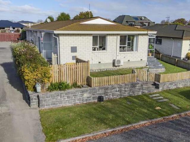 1/15 Wakelin Place, Redwood, Christchurch City