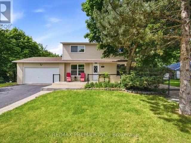115 William Roe Boulevard, Newmarket, ON, L3Y 1B1 house for sale | Listing ID N13467 | Royal LePage