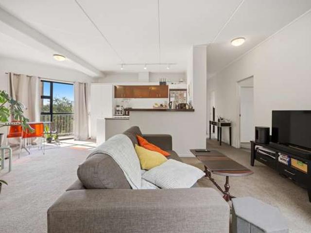 1/15D Minnie Street, Eden Terrace, Auckland City