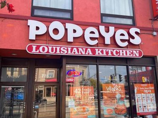 1167 St Clair Avenue W, Toronto, ON, M6E 1B2 commercial for sale | Listing ID W13576 | Royal LePage