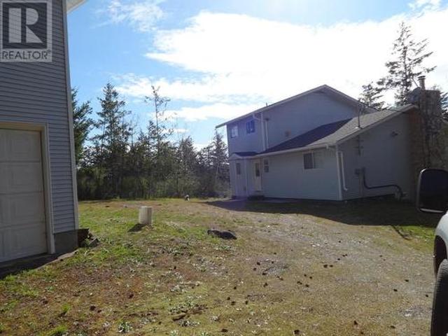 11682 Sunshine Coast Highway, Halfmoon Bay, BC, V7Z 1B9 house for sale | Listing ID R2992 | Royal LePage