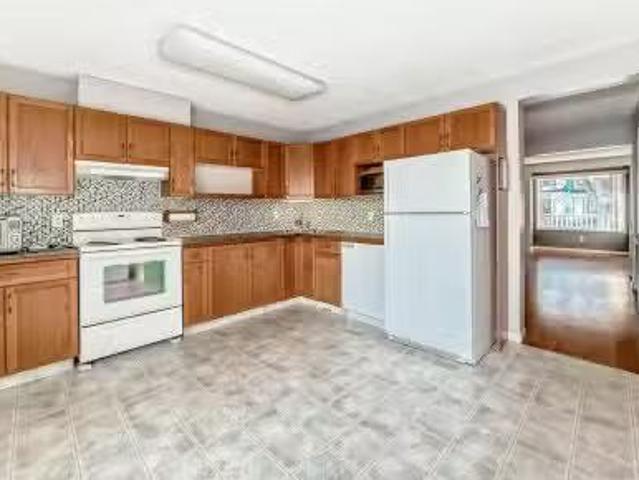 11609 125 Street, Edmonton, AB, T5M 0N5 house for sale List.