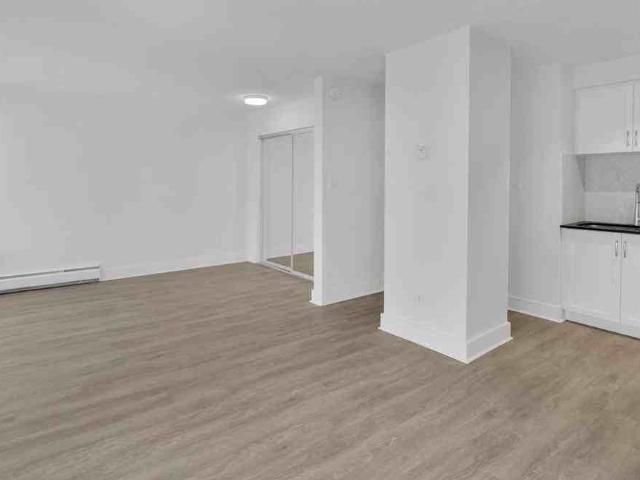 1160 Broughton Street Studio Apartment for Rent at 1160 Broughton St, Vancouver, BC V6G 2B2 West End