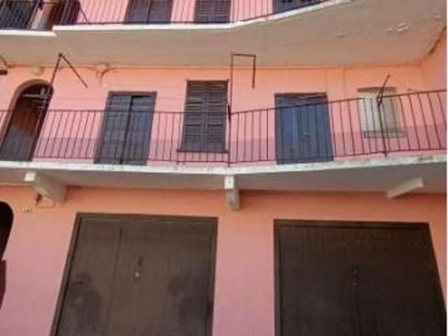 116/2024 2 VA Porziona di casa in asta a Casorate Sempione