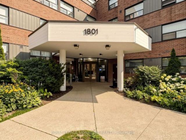 116 1 O'Connor Drive, Toronto, ON, M4A 2P8 condo for sale | Listing ID C13572 | Royal LePage