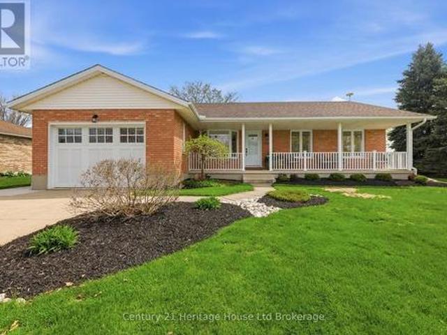 116 Baird Street, Blandford Blenheim Bright, ON, N0J 1B0 house for sale | Listing ID X13144 | Royal LePage