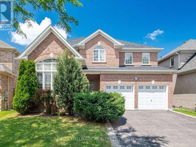 116 Beare Trail, Newmarket, ON, L3X 3B6 house for sale | Listing ID N13561 | Royal LePage