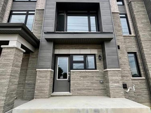 116 Blick Crescent, Aurora, ON, L4G 7B6 house for lease | Listing ID N13453 | Royal LePage