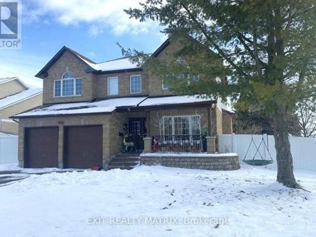 116 Lamadeleine Boulevard, Russell, ON, K0A 1W1 house for sale | Listing ID X12817 | Royal LePage
