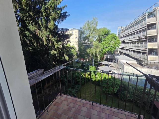 116 M² ALTBAUFLAIR MIT BALKON IN TOP LAGE