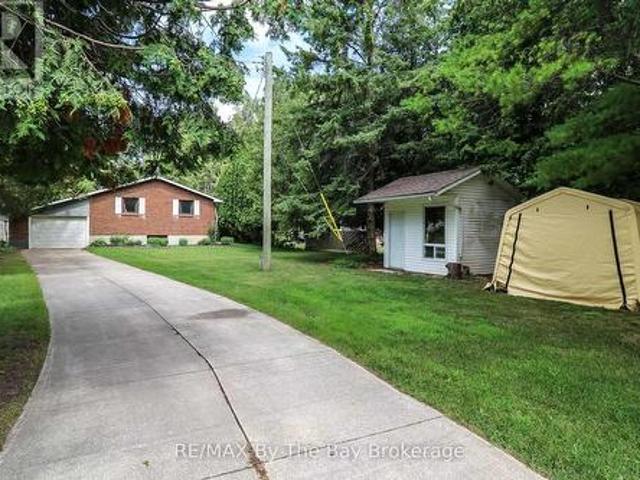 116 Stroud Crescent, Wasaga Beach, ON, L9Z 2T4 house for sale | Listing ID S13606 | Royal LePage