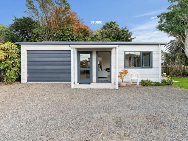 116 Wairau Road, Oakura, New Plymouth