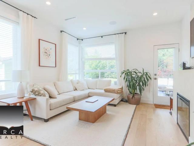 116 Windsor Road West, North Vancouver