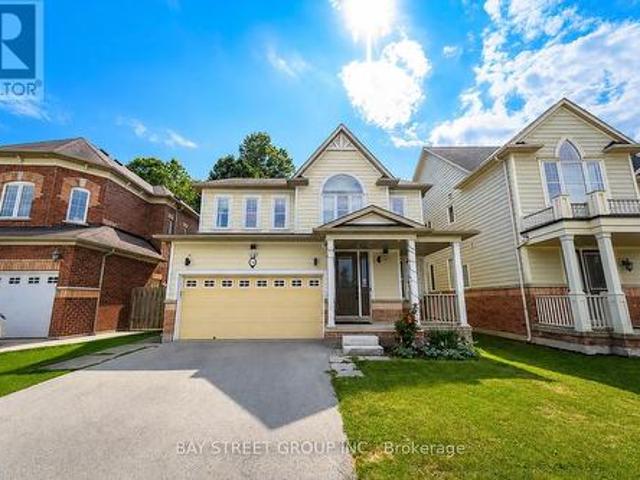 116 Winterberry Boulevard, Thorold Confederation Heights, ON, L2V 0B5 house for sale | Listing ID X13708 | Royal LePage