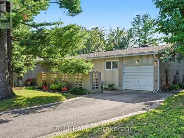 1174 Cameo Drive, Ottawa, ON, K2C 1Y7 house for sale | Listing ID X13647 | Royal LePage