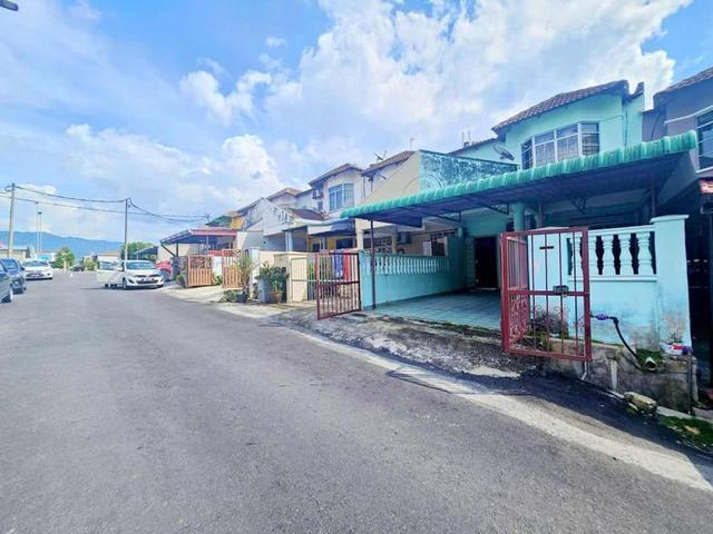 1176 sqft Extended Renovated Double Storey Taman Desa Melor Senawang