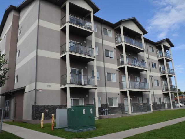 1178 Jefferson 2 Bedroom Apartment for Rent at 1178 Jefferson Ave, Winnipeg, MB R2P 0C7 The Maples