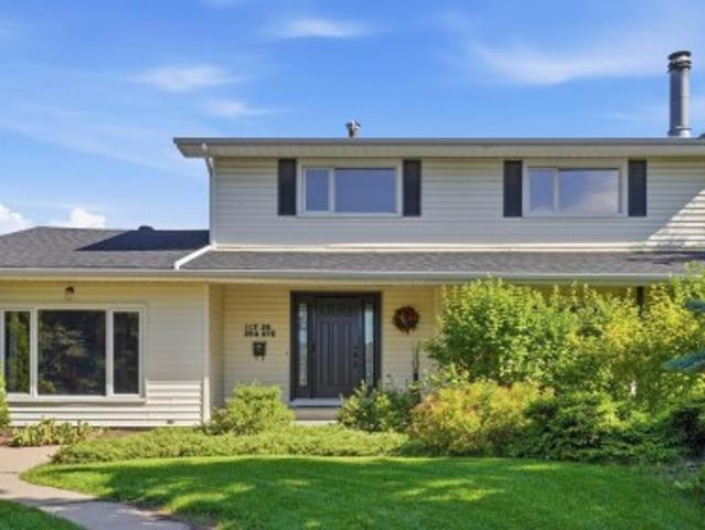 1173 A Avenue Nw, Edmonton, AB, T6J 0B5 house for sale | Listing ID E4498 | Royal LePage
