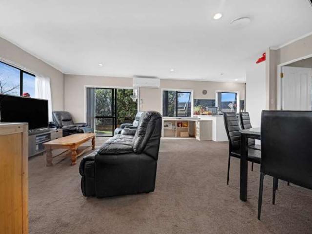 1/173 Wellington Street, Howick, Manukau City
