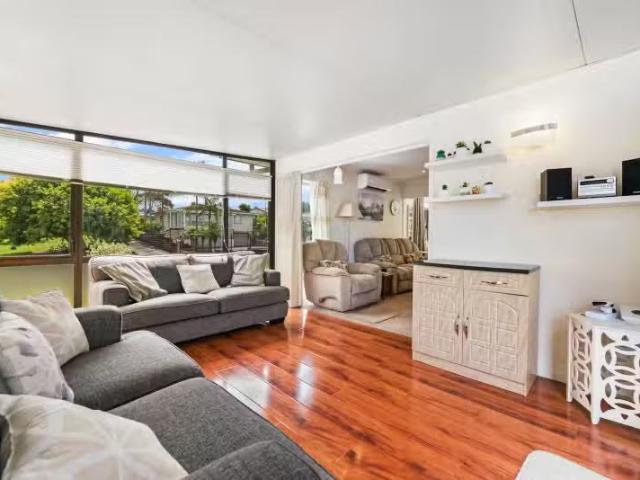 117 Archmillen Avenue, Pakuranga Heights, Manukau City