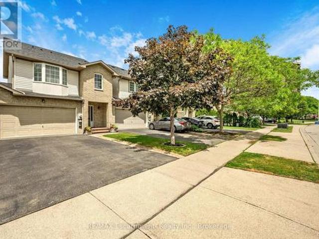 117 Frances Avenue, Hamilton Lakeshore, ON, L8E 6A3 house for sale | Listing ID X13462 | Royal LePage