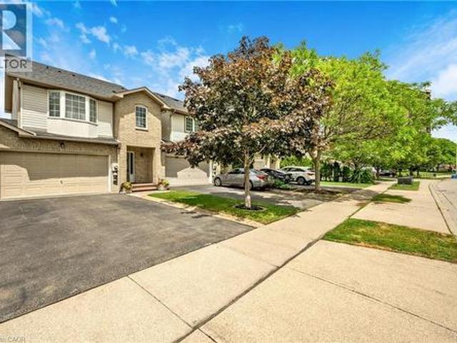 117 Frances Avenue, Stoney Creek, ON, L8E 6A3 house for sale | Listing ID 40840 | Royal LePage