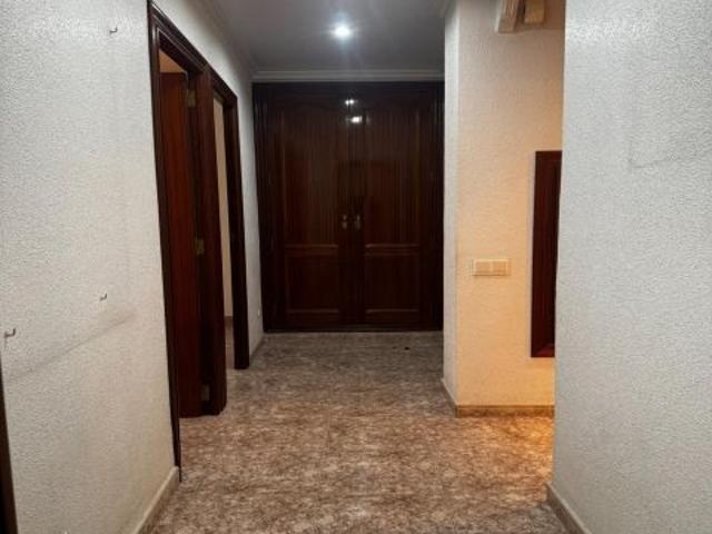 117 m2 en Valencia junto al Parque de Cabecera | Espacio para vivir de verdad