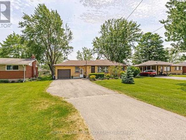 117 Seventh Avenue, Central Elgin Belmont, ON, N0L 1B0 house for sale | Listing ID X13414 | Royal LePage