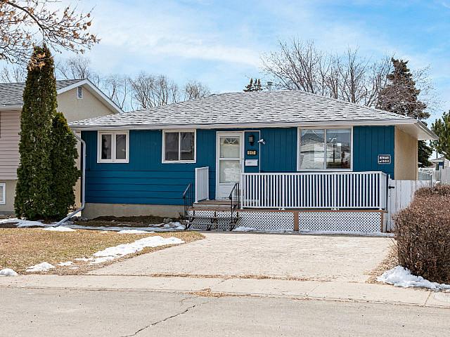 117 Read Avenue Bungalow In Quiet Mount Royal