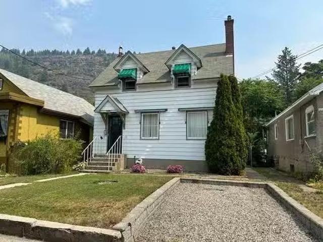 1189 Columbia Avenue, Trail, BC, V1R 1J1 house for sale Lis.