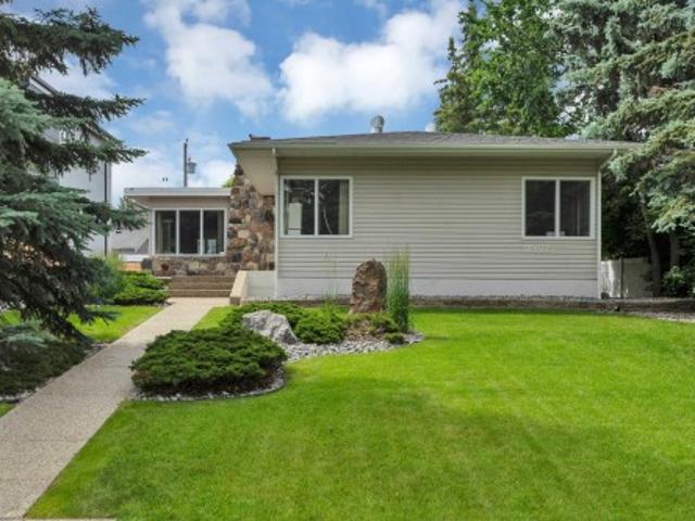 1180 Avenue Nw, Edmonton, AB, T6G 1B1 house for sale | Listing ID E4499 | Royal LePage
