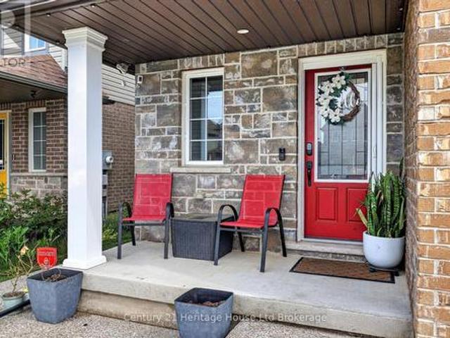 1180 Caen Avenue, Woodstock North, ON, N4T 0G3 house for sale | Listing ID X13593 | Royal LePage