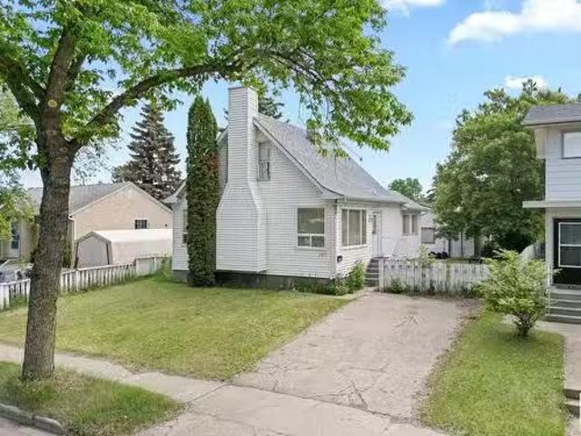 11817 44 Street, Edmonton, AB, T5W 2S4 house for sale Listi.
