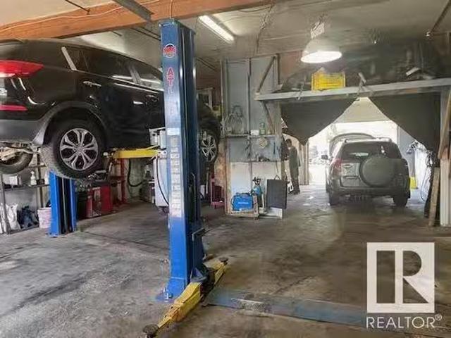 11815 89 St Ne, Edmonton, AB, T5B 3V6 commercial for sale L.