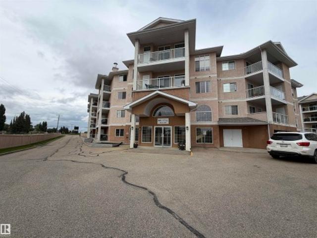 118 7 Golf Course Road, Stony Plain, AB, T7Z 0C7 condo for sale | Listing ID E4493 | Royal LePage