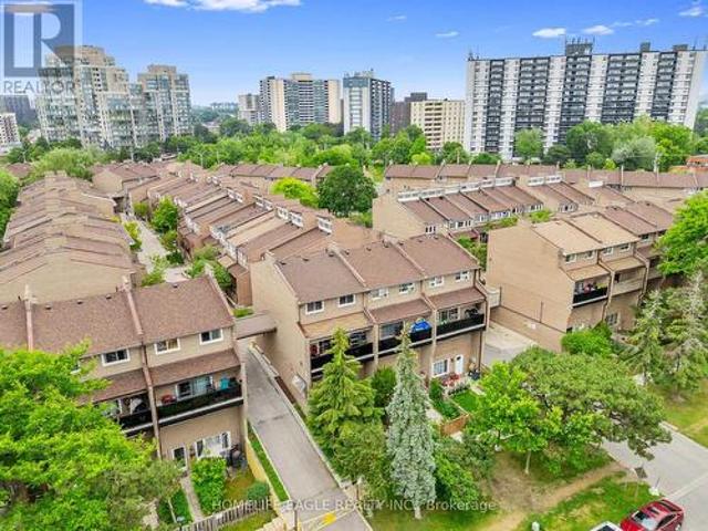 118 50 Scarborough Golf Club Road, Toronto, ON, M1M 3T5 townhouse for sale | Listing ID E12253 | Royal LePage