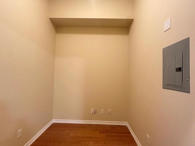 118 8 Maison Parc Court, Thornhill | Sold, N12732 | Condos. Ca