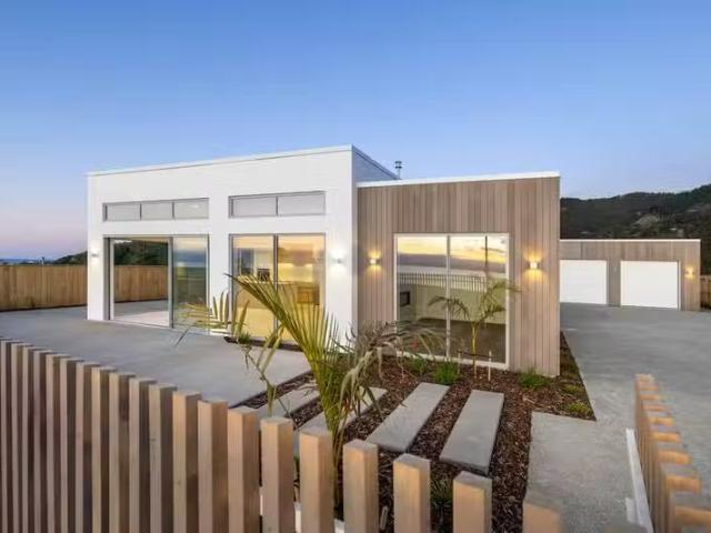 118 Bay View Road, Atawhai, Nelson For Sale