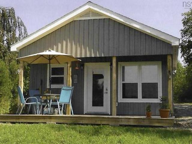 113 Loon Point Trail, East Uniacke, NS, B0N 1Z0 condo for sale | Listing ID 202508 | Royal LePage