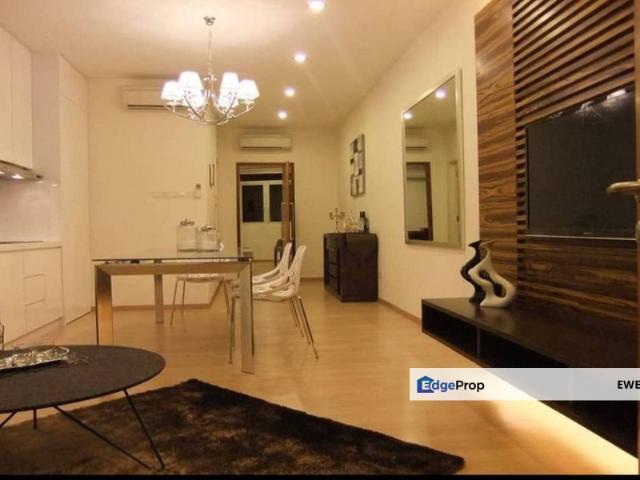 118 Residence @ Island Plaza