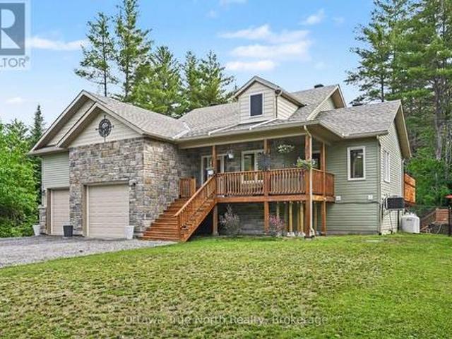 1196 Flat Rapids Road, Mcnab/Braeside, ON, K7S 3G8 house for sale | Listing ID X13438 | Royal LePage