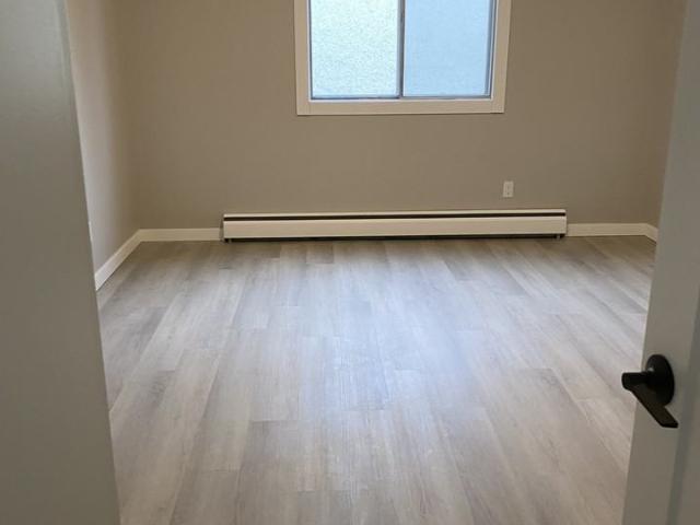 11919 104 St 1 Bedroom Apartment for Rent at 11919 104 St Nw, Edmonton, AB T5G 2L3 Westwood