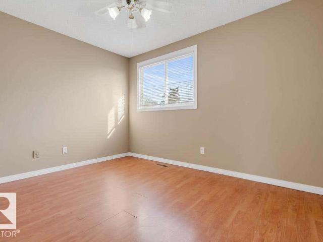 1193 HOOKE RD NW, Edmonton, AB T5A 4A5 Townhouse For Sale | RE/MAX | E4462