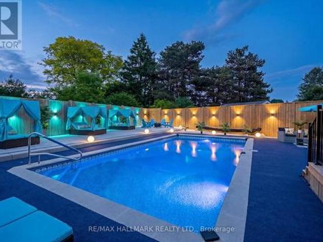 119 Charlotte Place, Kitchener, ON, N2B 2K4 house for sale | Listing ID X13537 | Royal LePage
