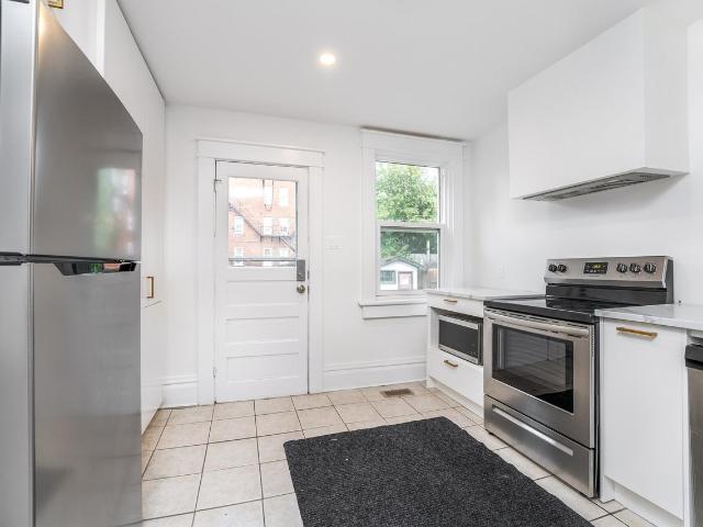 119 Hopewell Avenue 3 Bedroom Apartment for Rent at 119 Hopewell Ave, Ottawa, ON K1S 2Z2 Old Ottawa South