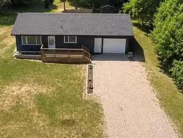 119 Lovett Street, Deloraine, MB, R0M 0M0 house for sale Li.