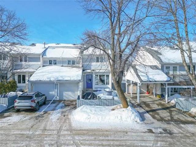 119 Neepawa Drive, Brandon, MB, R7B 3R1 townhouse for sale | Listing ID 202503 | Royal LePage