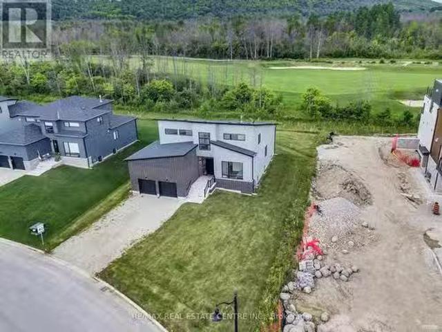 119 Sladden Court, Blue Mountains, ON, N0H 2P0 house for sal.